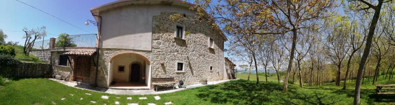 Al Noceto Countryside Bed and Breakfast Busso Eksteriør billede