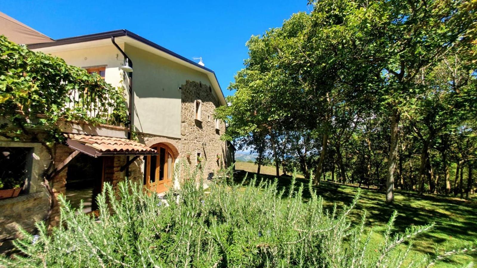 Al Noceto Countryside Bed and Breakfast Busso Eksteriør billede